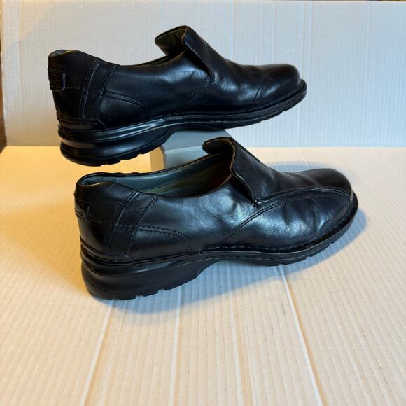 Clarks Black Leather Slip On Comfort Shoes 11M Men’s Casual Work Loafers - Picture 8 of 11